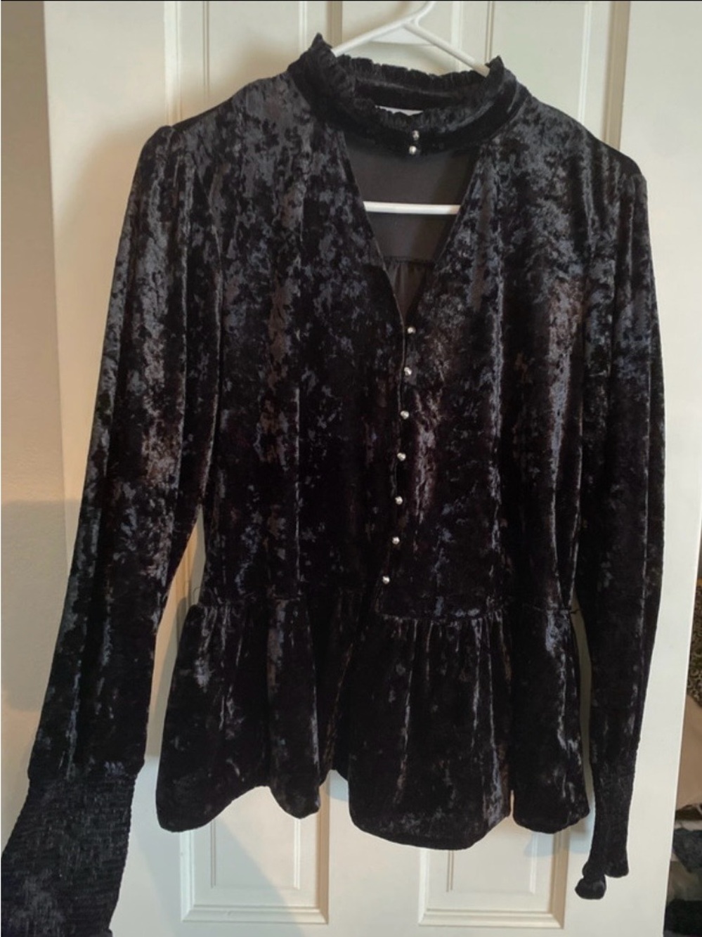 William Rast NWOT Black Crushed Velvet Choker Peplum Top M Goth Victorian